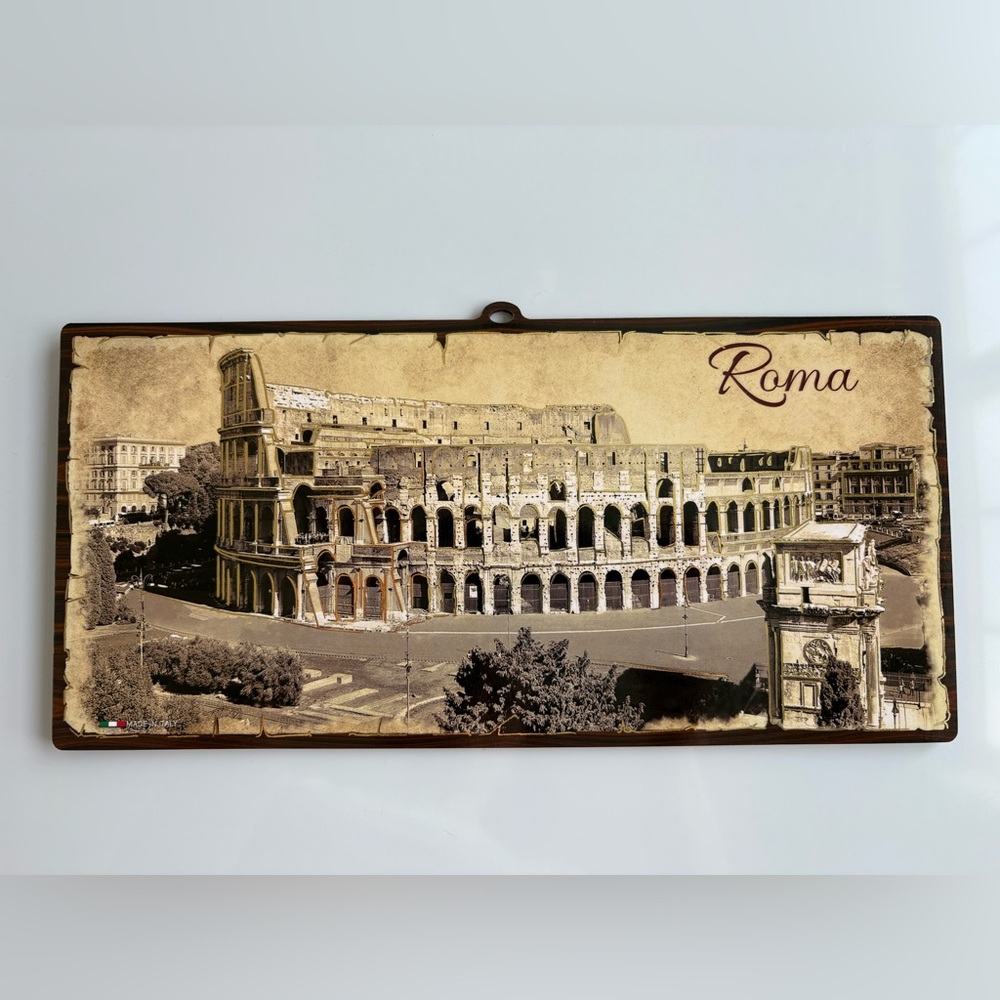 Vintage Roma Wall Art Decor, wooden wall plaque, Colosseum in Rome, Italy.